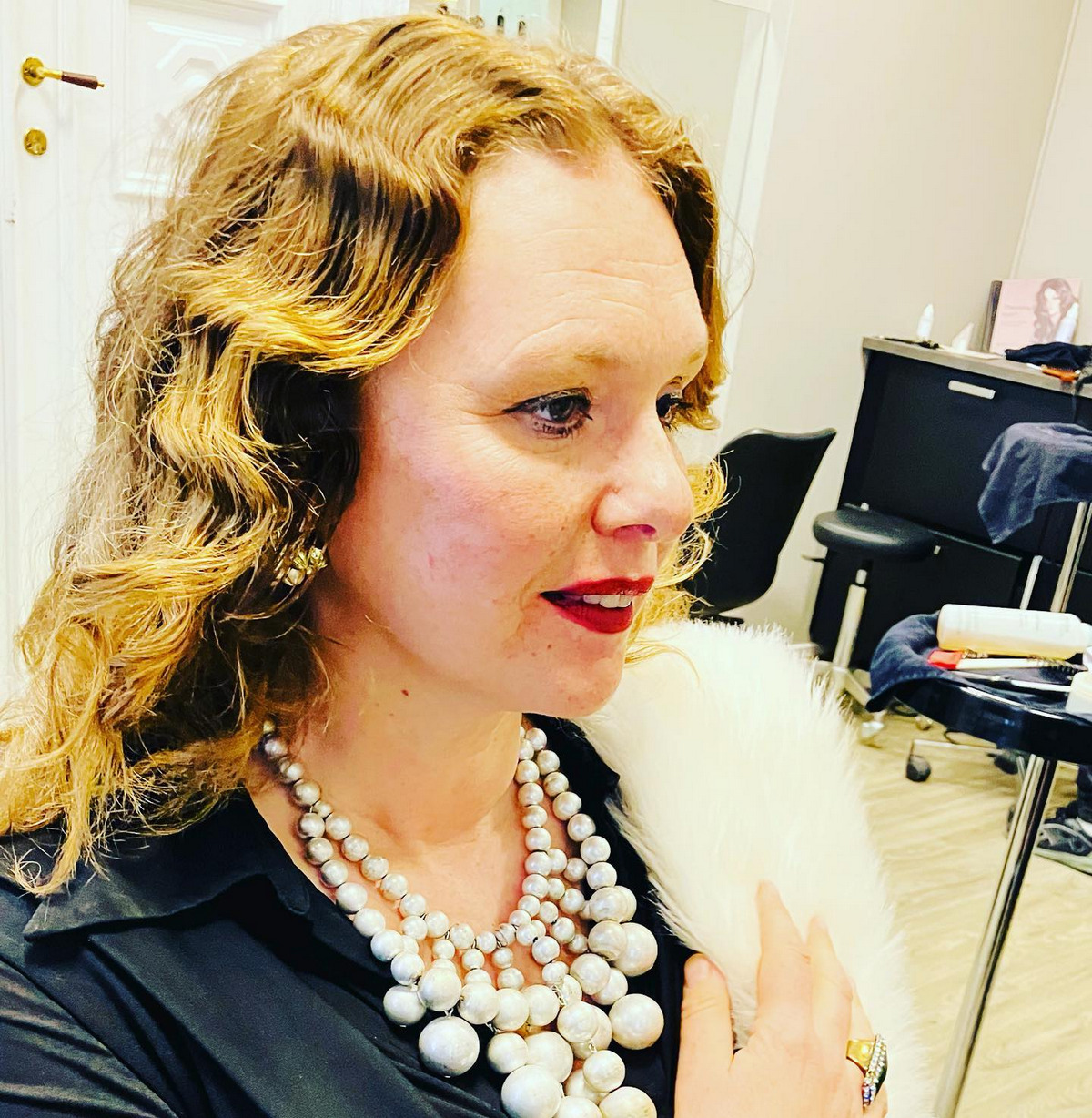 Finger Wave Hairstyle for Middle Length Hair