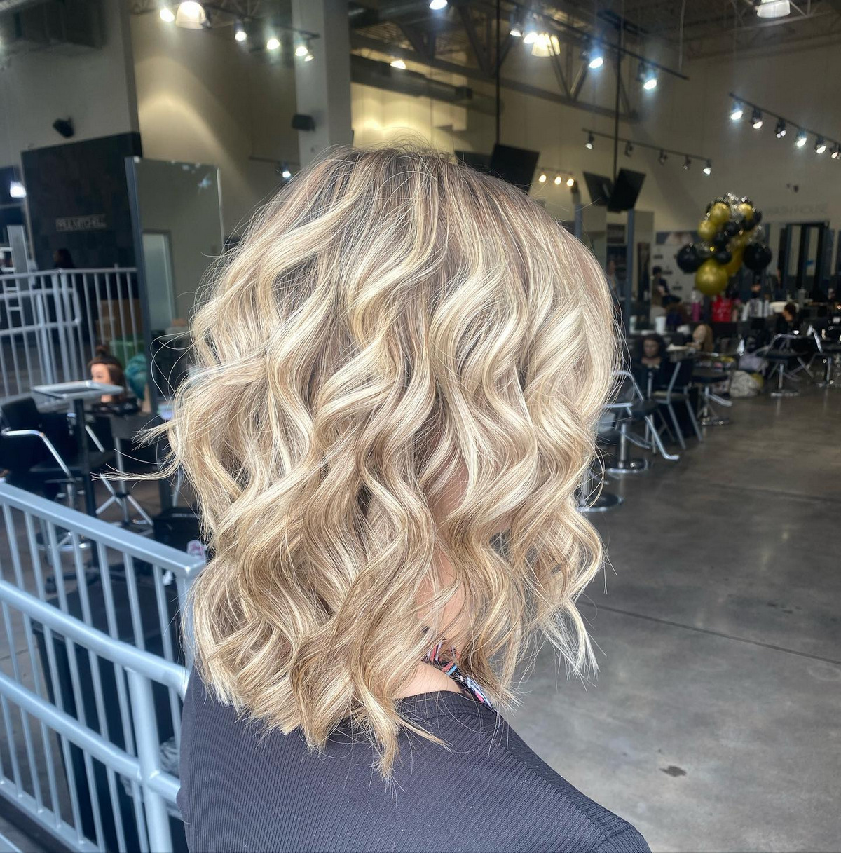 Wavy Bob With Choppy Layers