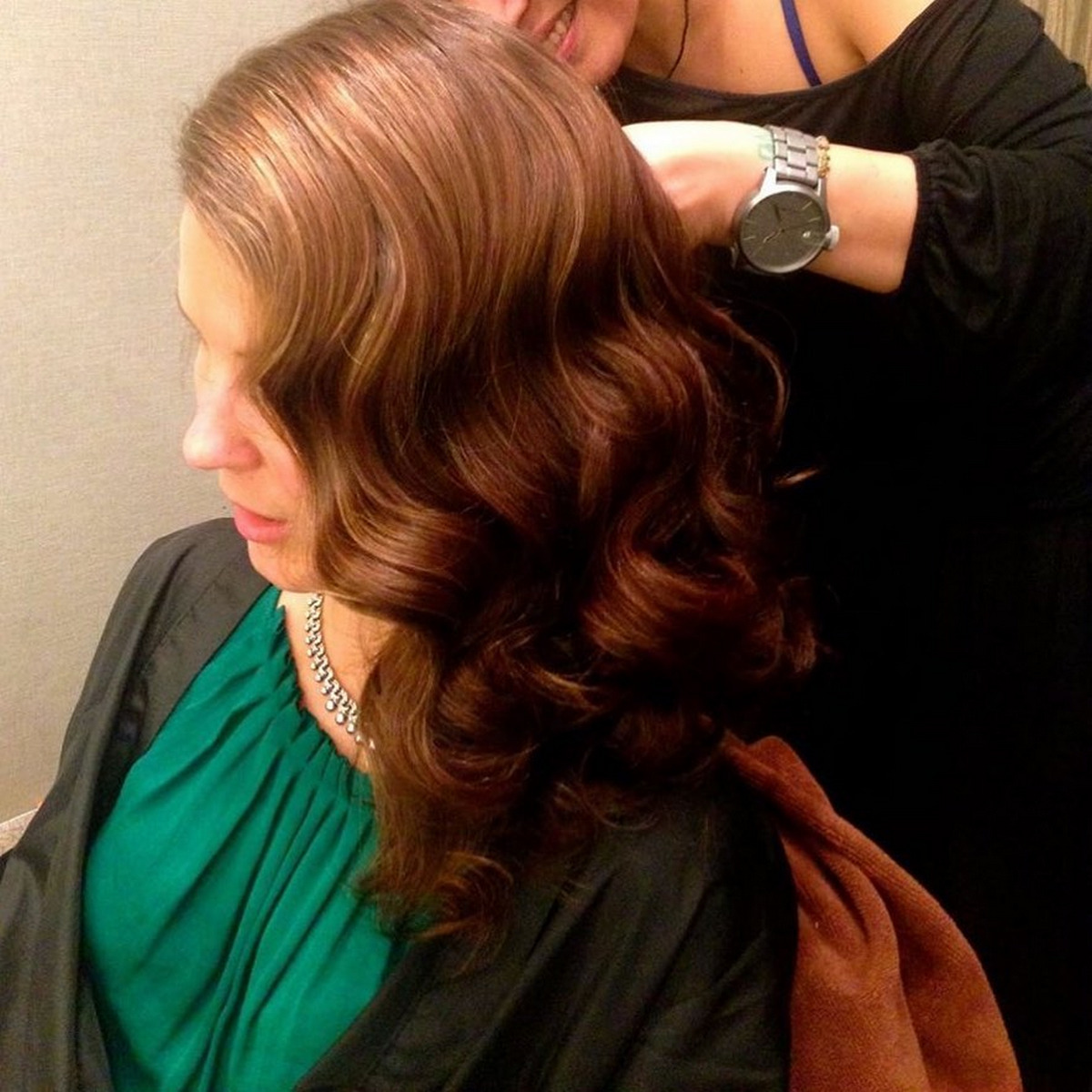 Hollywood finger waves
