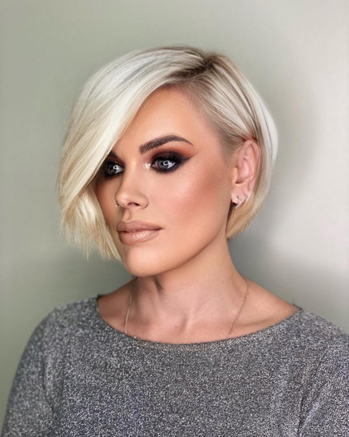 Chic Short Bob With Side-Swept Bangs