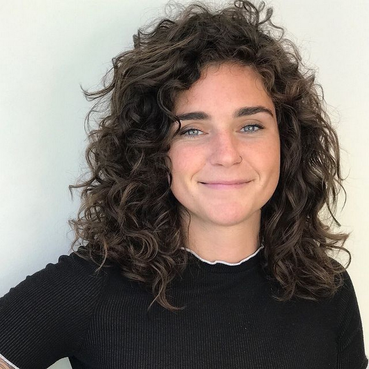 Curly Messy Shoulder-Length Hairstyle