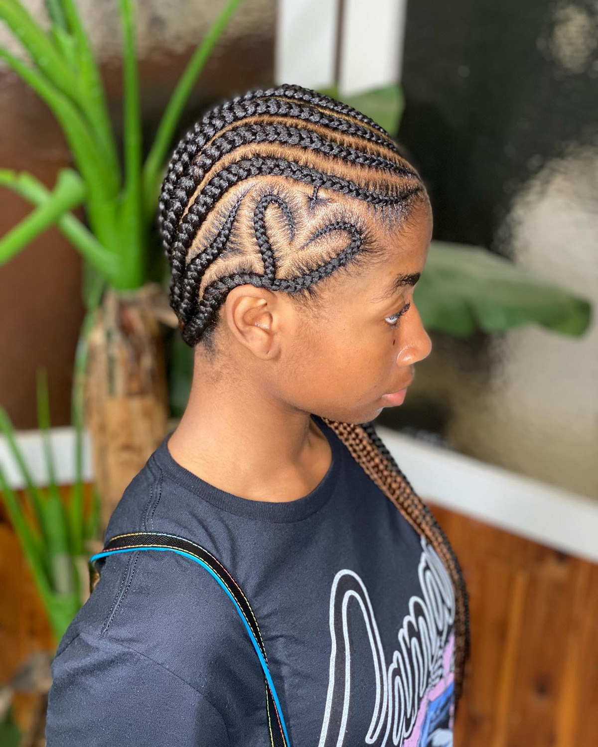Feed-In Braids With Designs