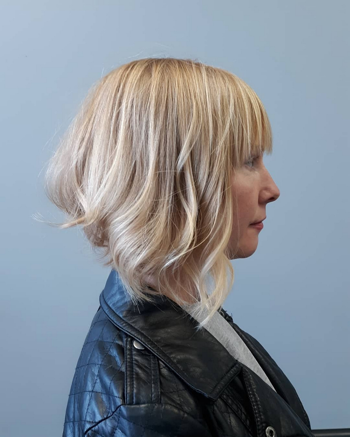 Wavy Inverted Bob