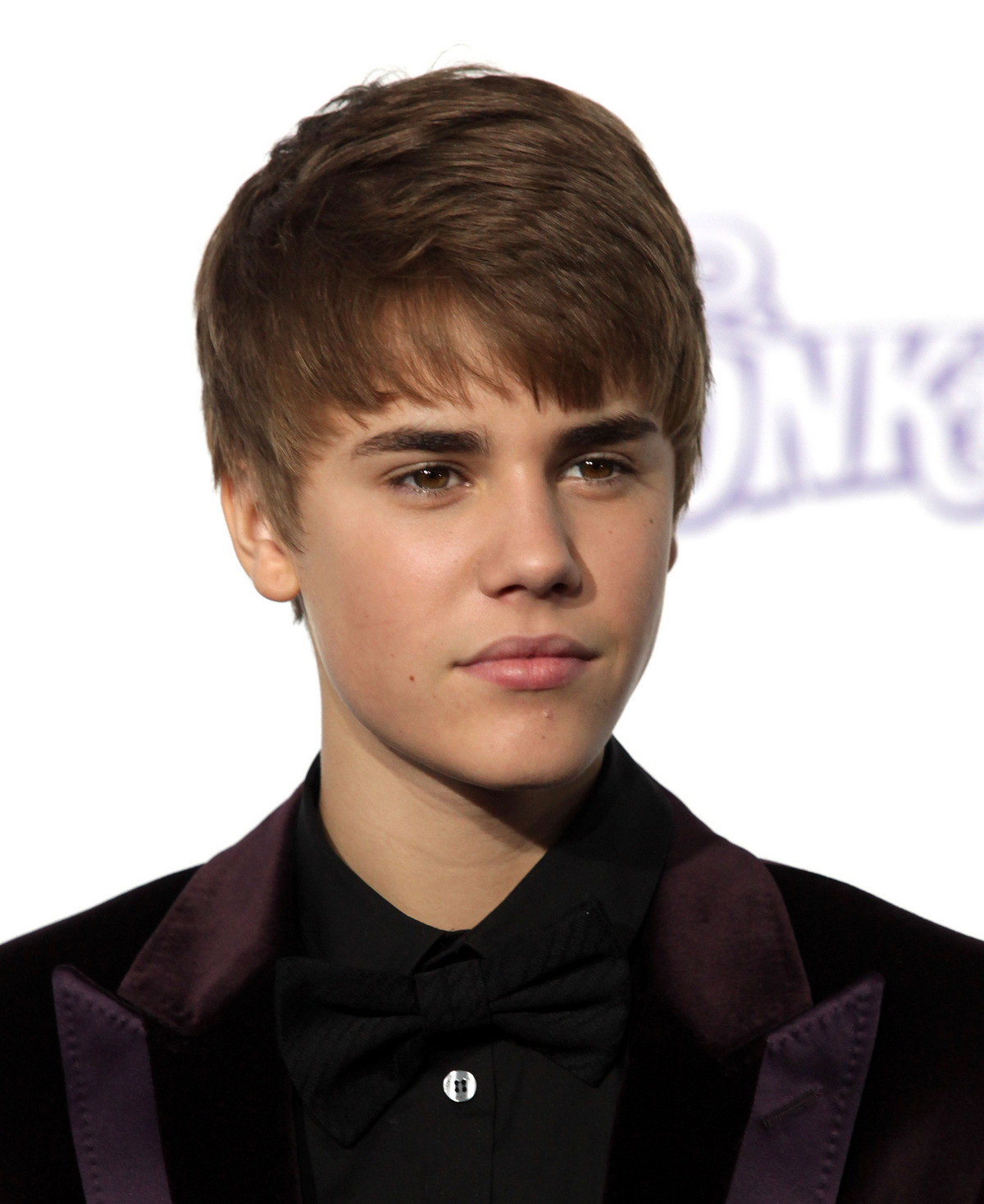 25 Iconic Justin Bieber Hairstyles Of All Time