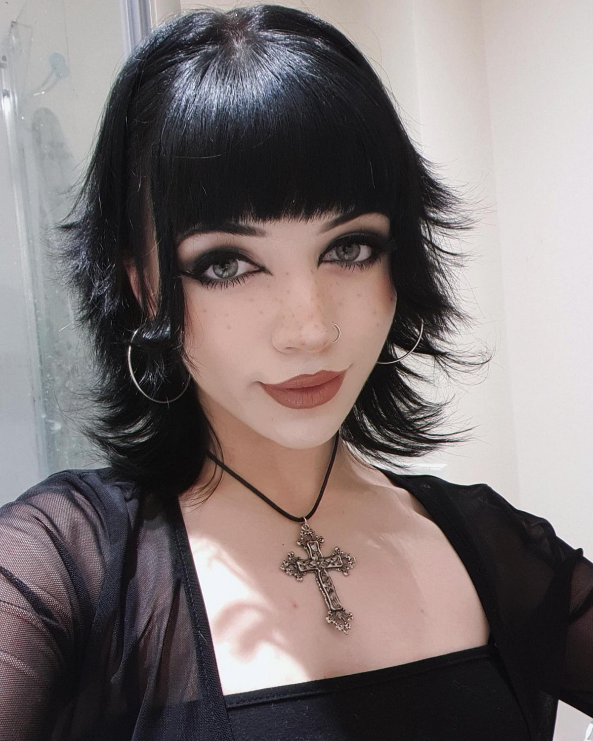 5 Iconic Goth Hairstyles You Should Try | Bound in Bone