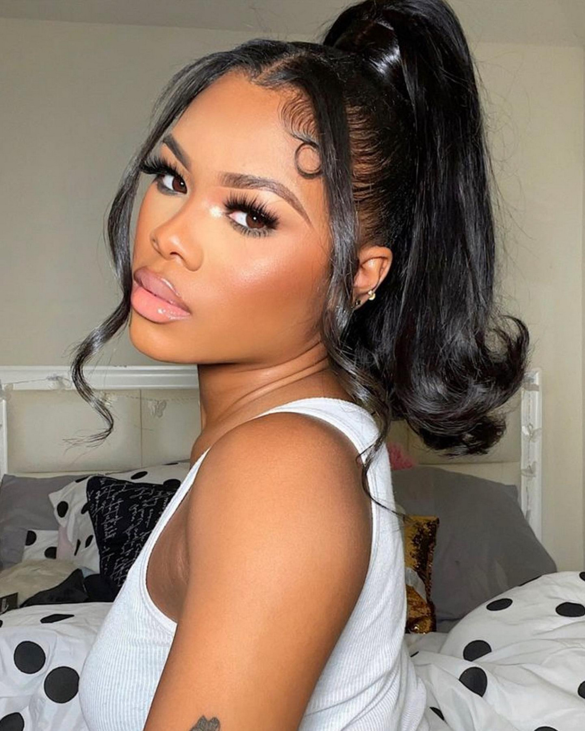 Fluffy Flipped Ponytail
