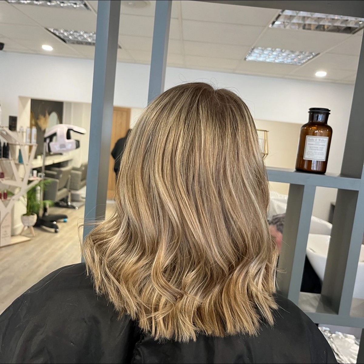 Blended Bronde Blunt Hair With Wavy Ends
