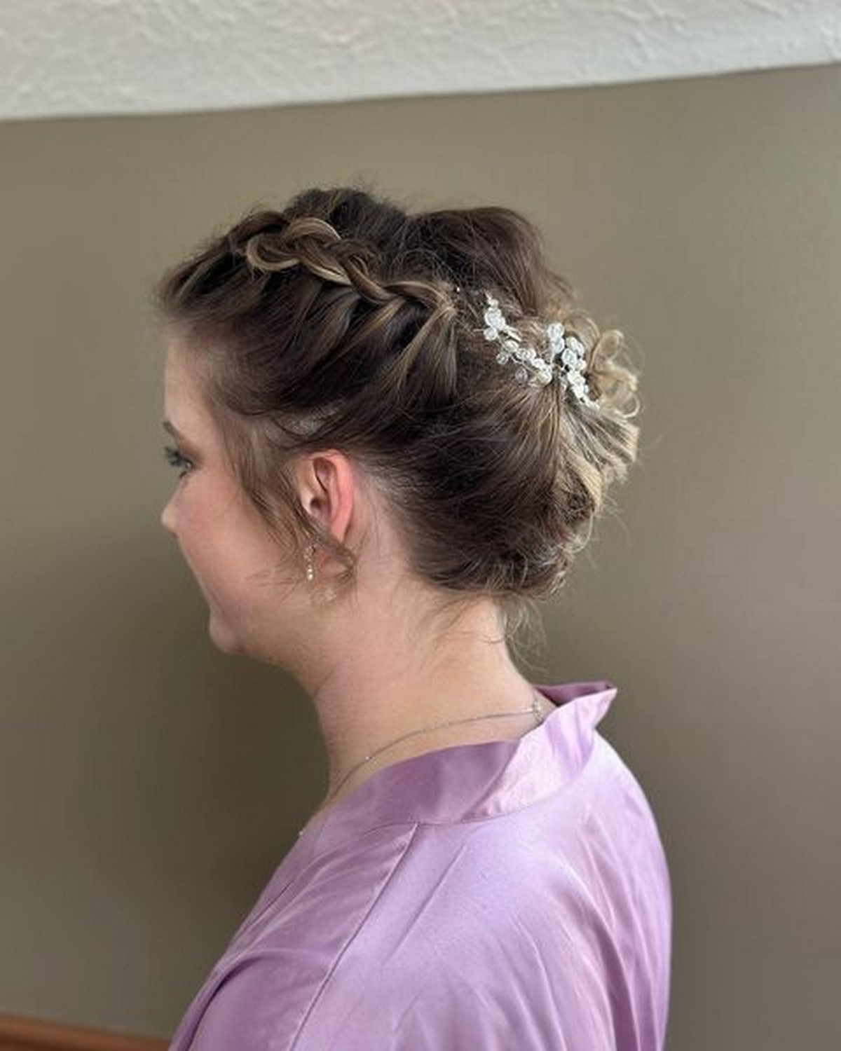 Voluminous Thin Updos Hair