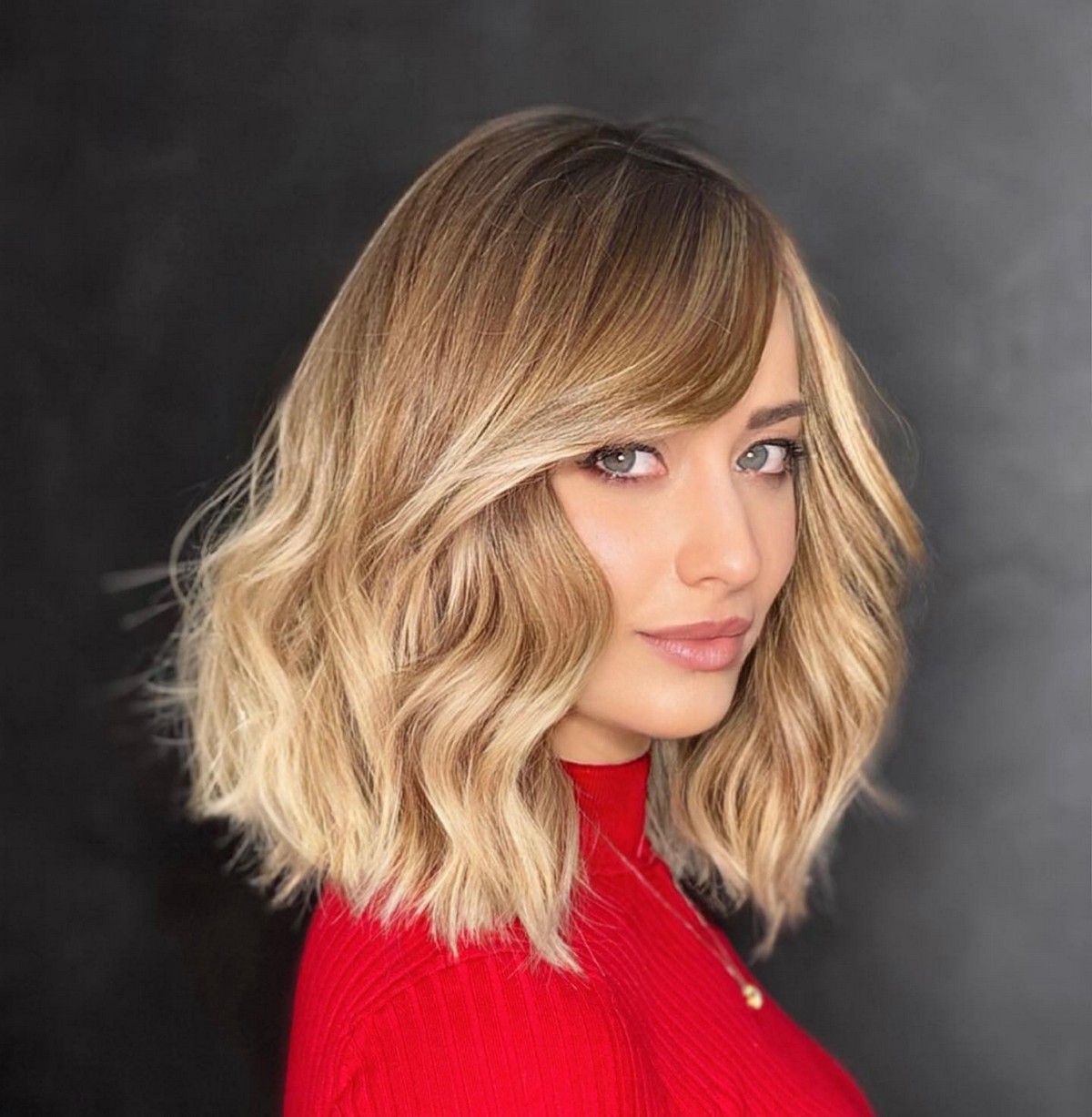 Lob With Waves And Side Bangs