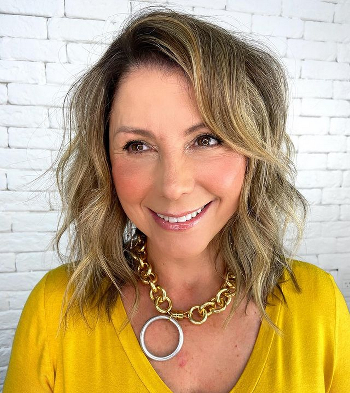 Medium Length Haircut For Thin Hair