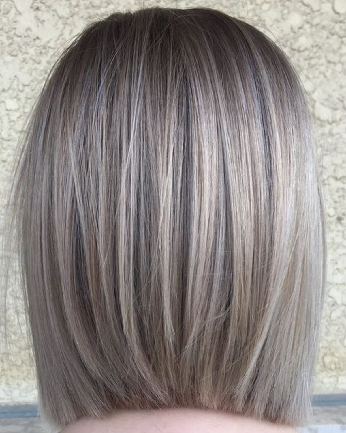Shiny Straight Gray Blonde Lob