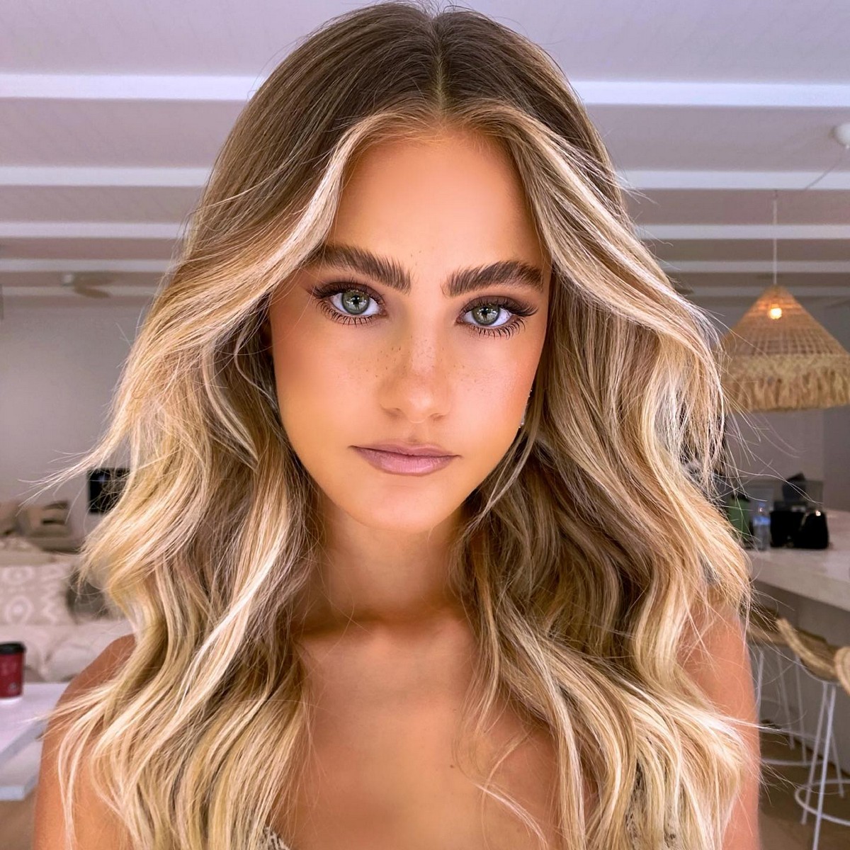 Loose Waves For Medium Hair