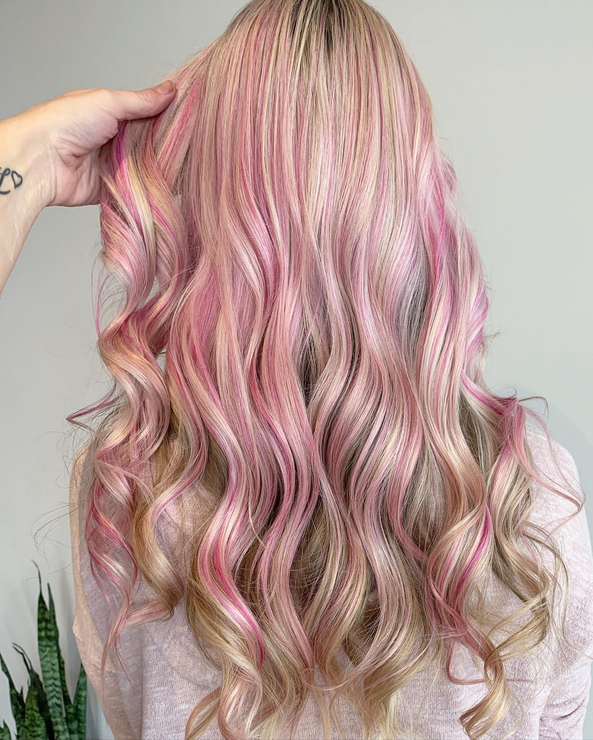 35 Beautiful Blonde Hair With Pink Highlights in 2023 Hood MWR