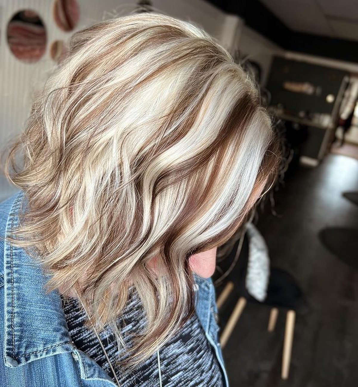 Bob Hair Cut With Chunky Highlight