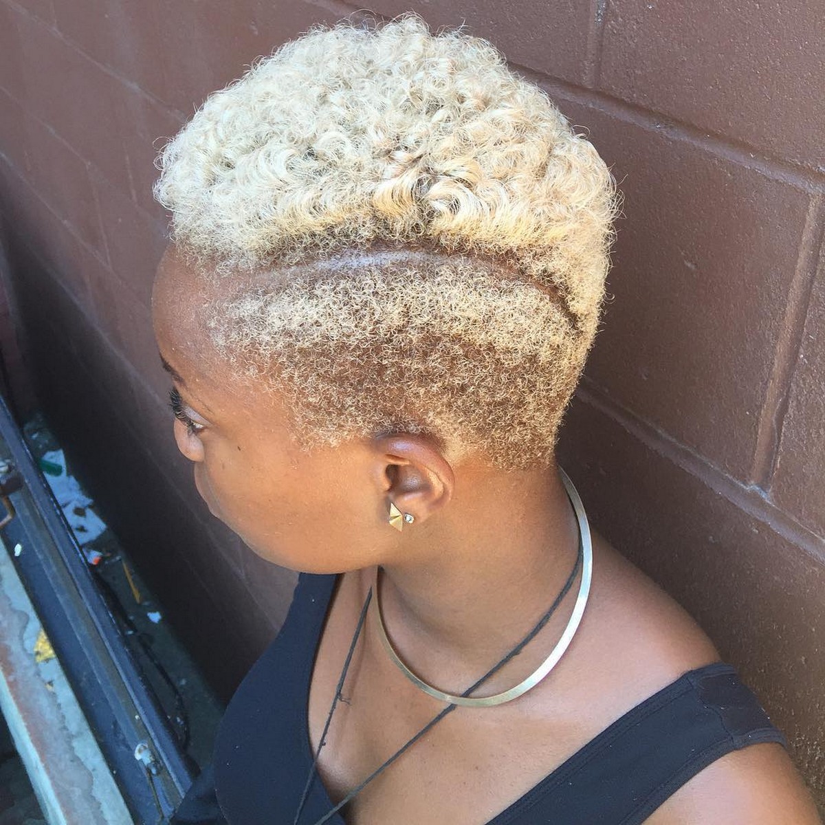 Blonde Faux Hawk Effect