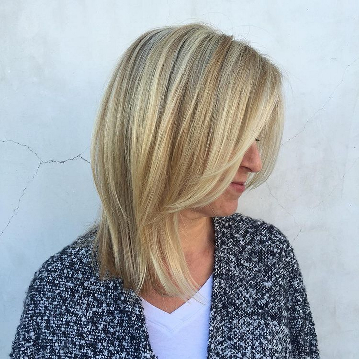 Blonde Layers On Sweeping Locks