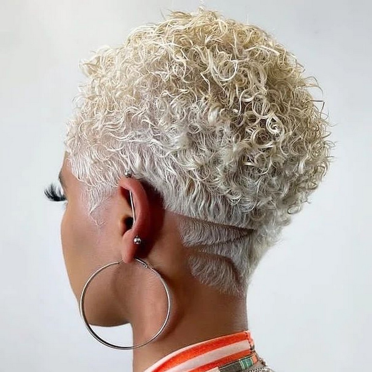 Frosted Twa Curls