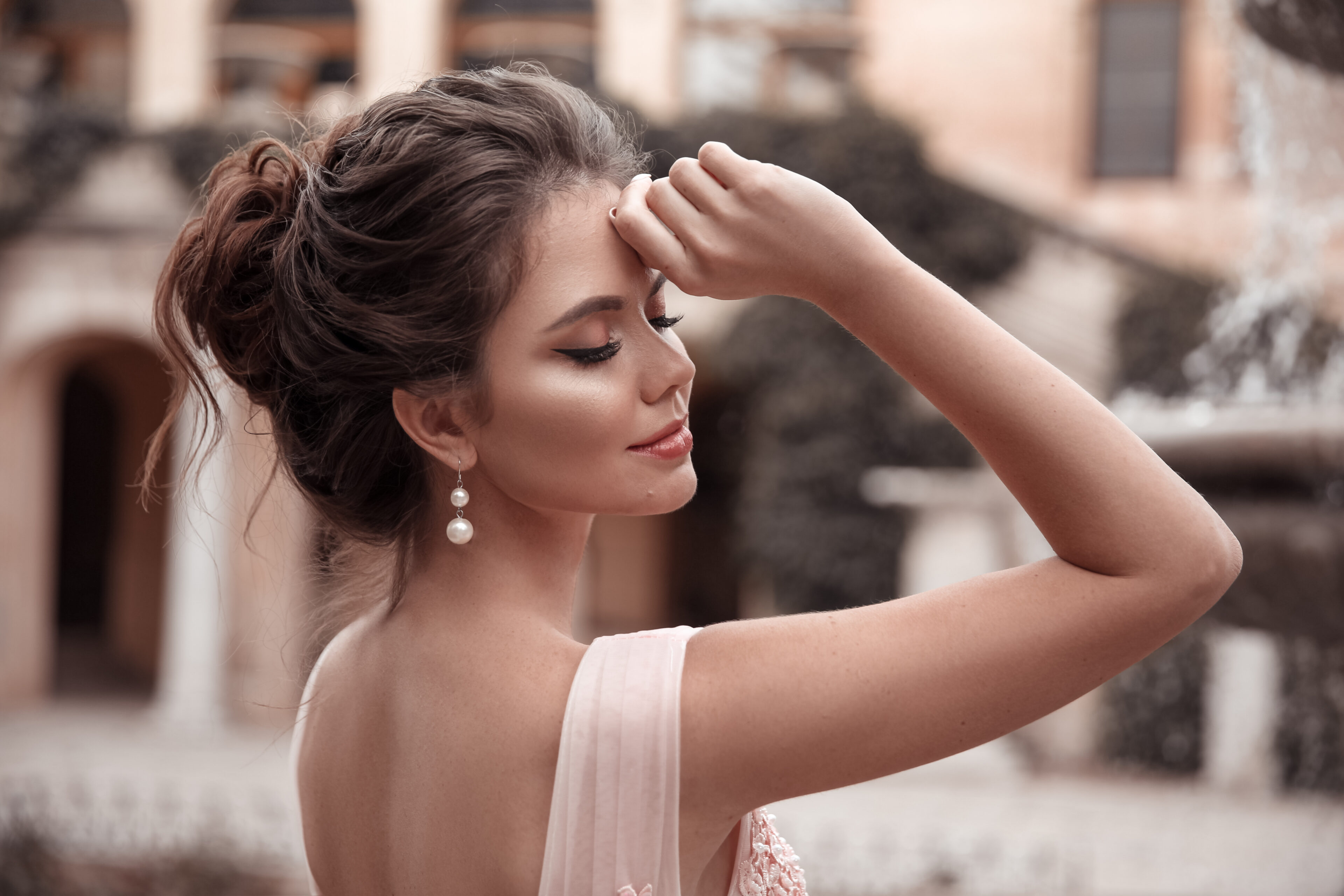 Loose, Messy Updo, Thick Hair