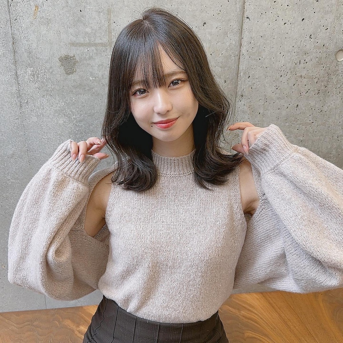 Wave Thick Hair With Wispy Bangs