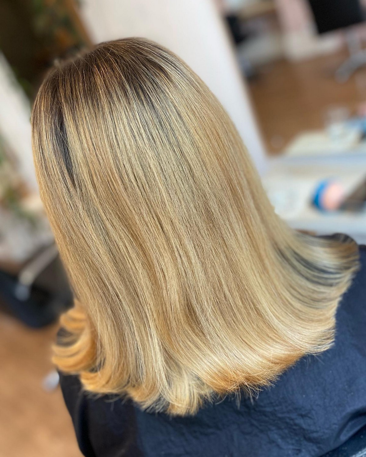 Blonde Feather Ends With Blunt Cut