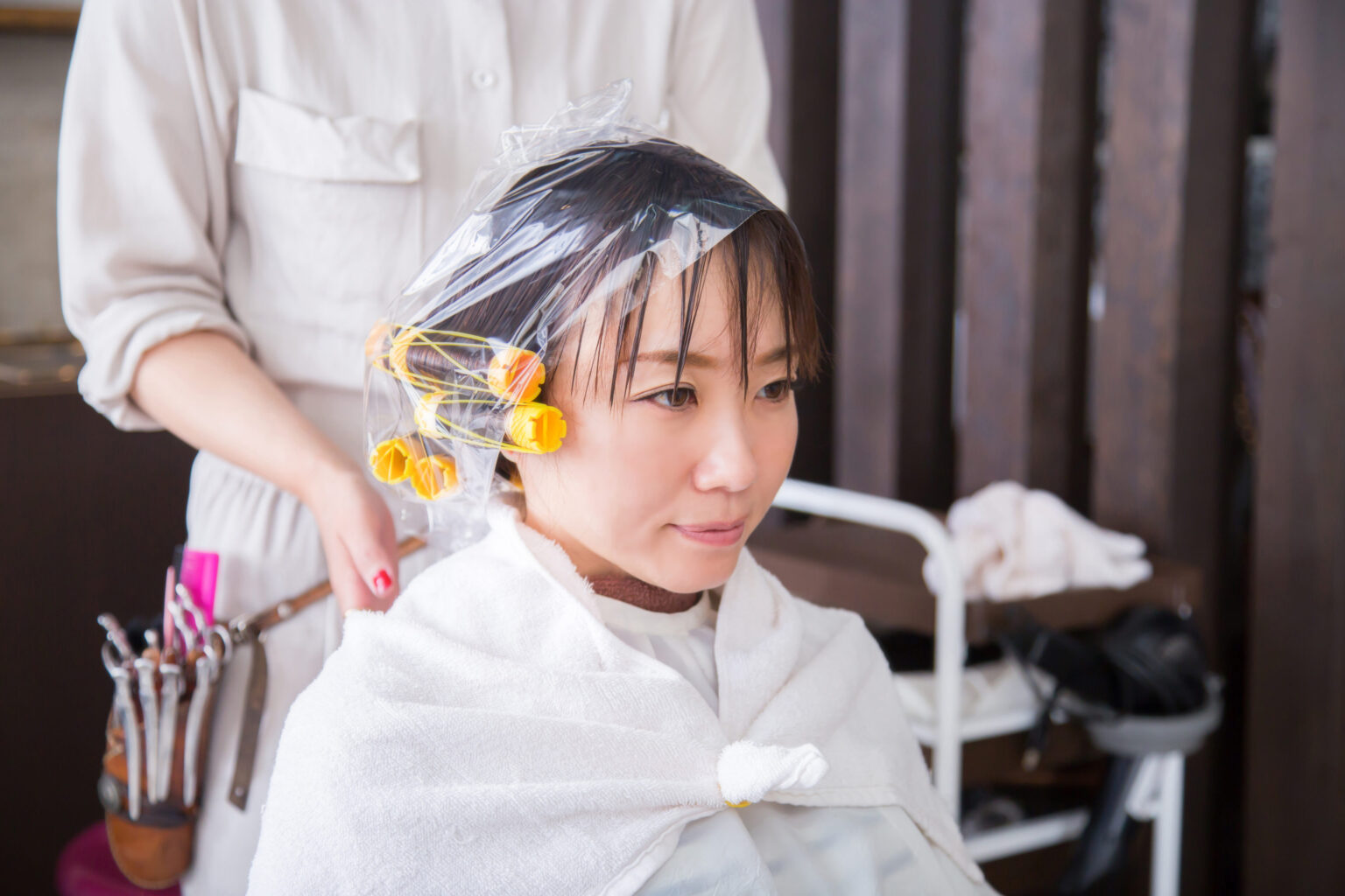 8 Types Of Perms For Thin Hair: Revamp Your Locks - Hood MWR