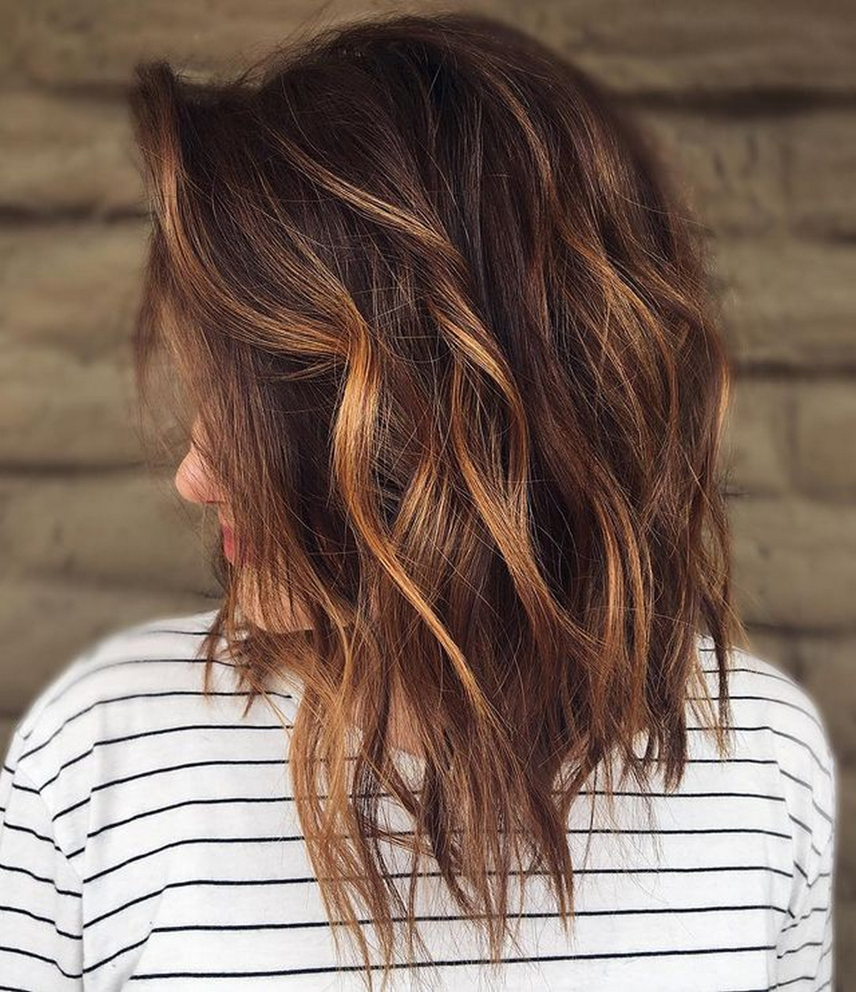 Messy Chocolate Lob With Caramel Highlights