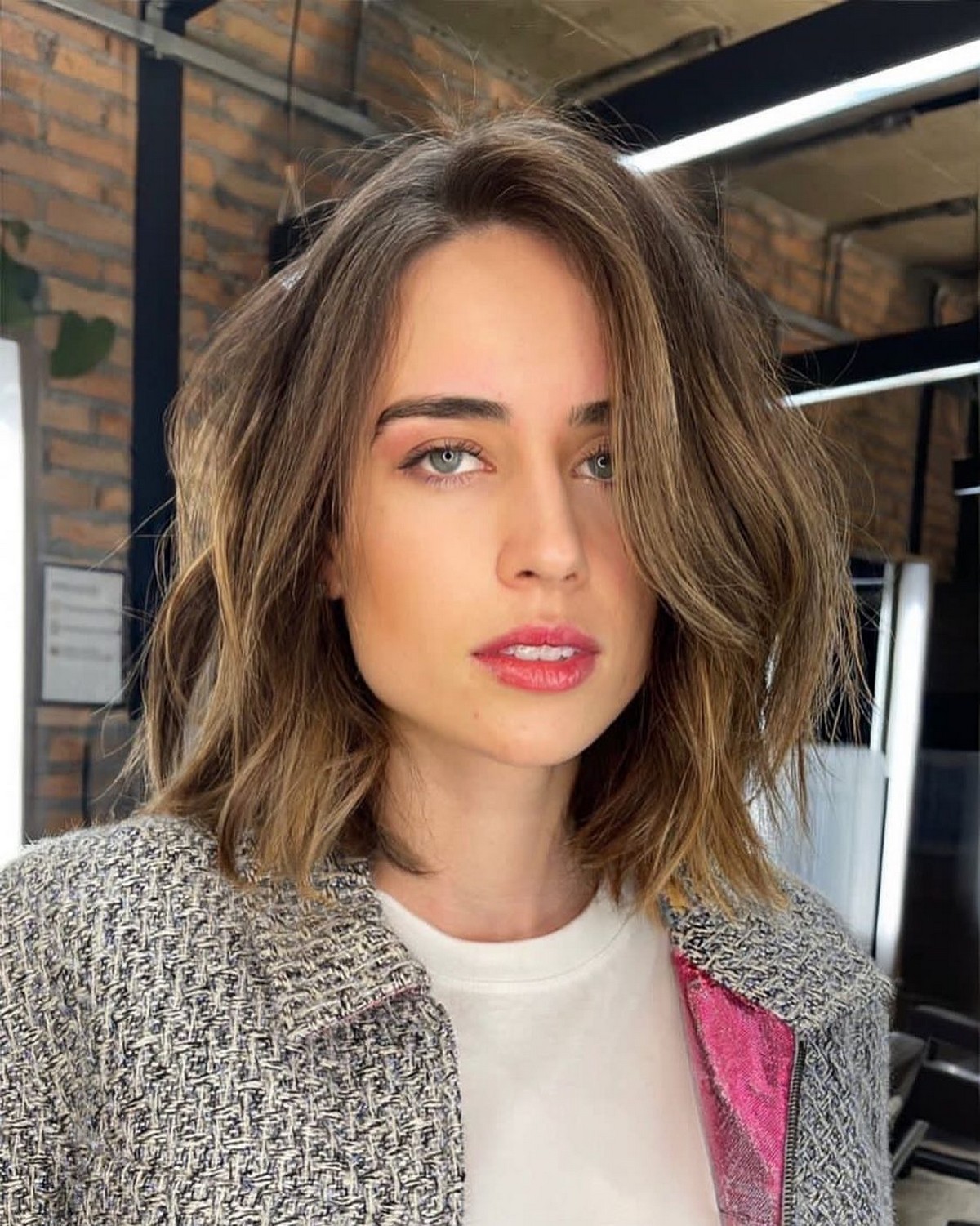 Layered Bob with Subtle Highlights
