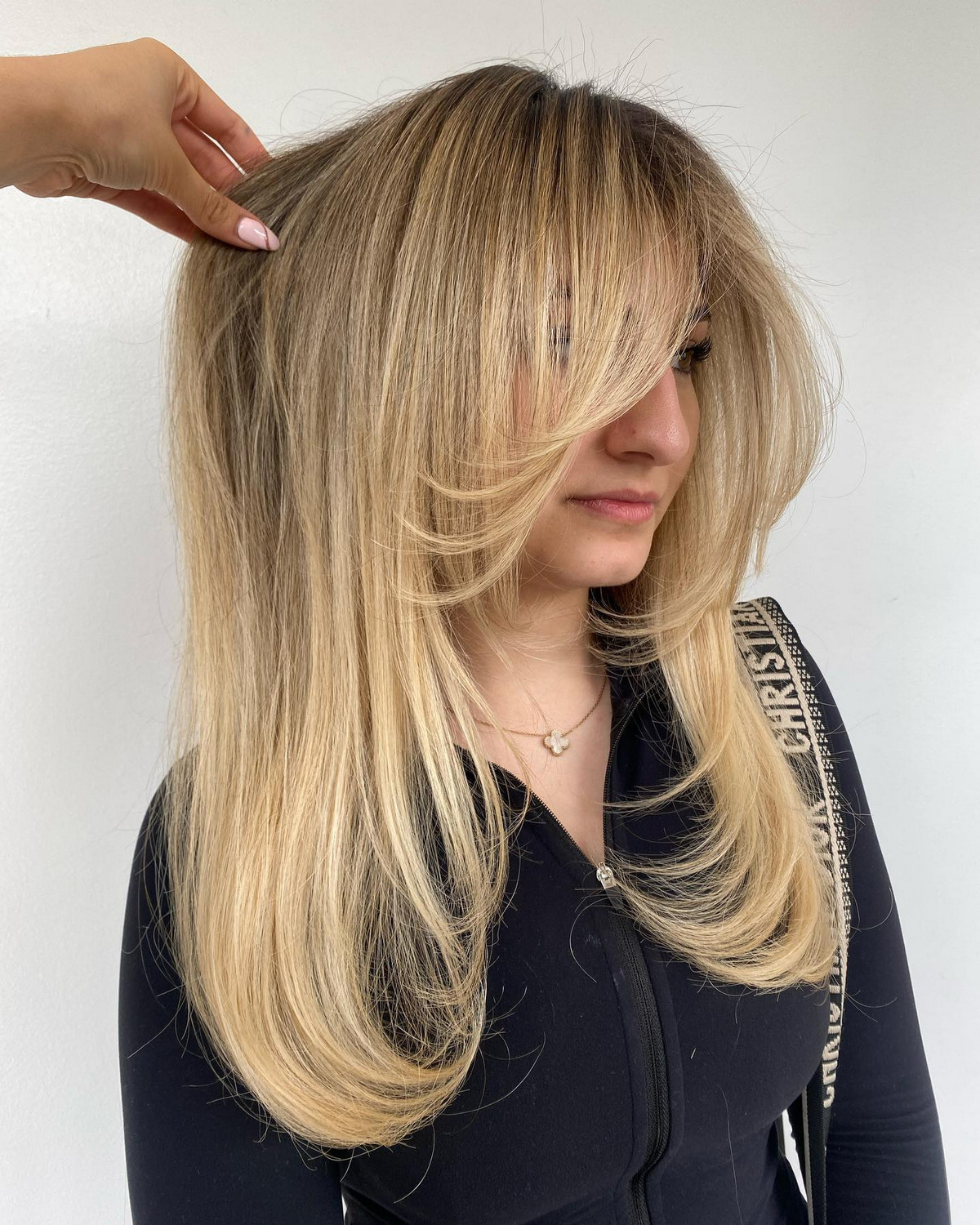 Face-Framing Layers And A Big Bouncy Blowout