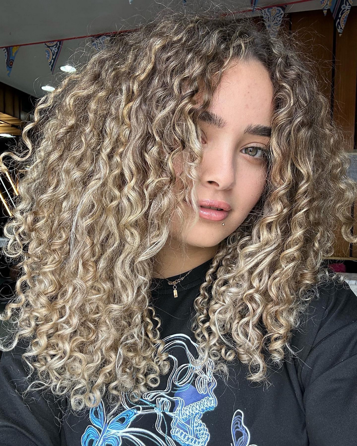 Honey Blonde Curls