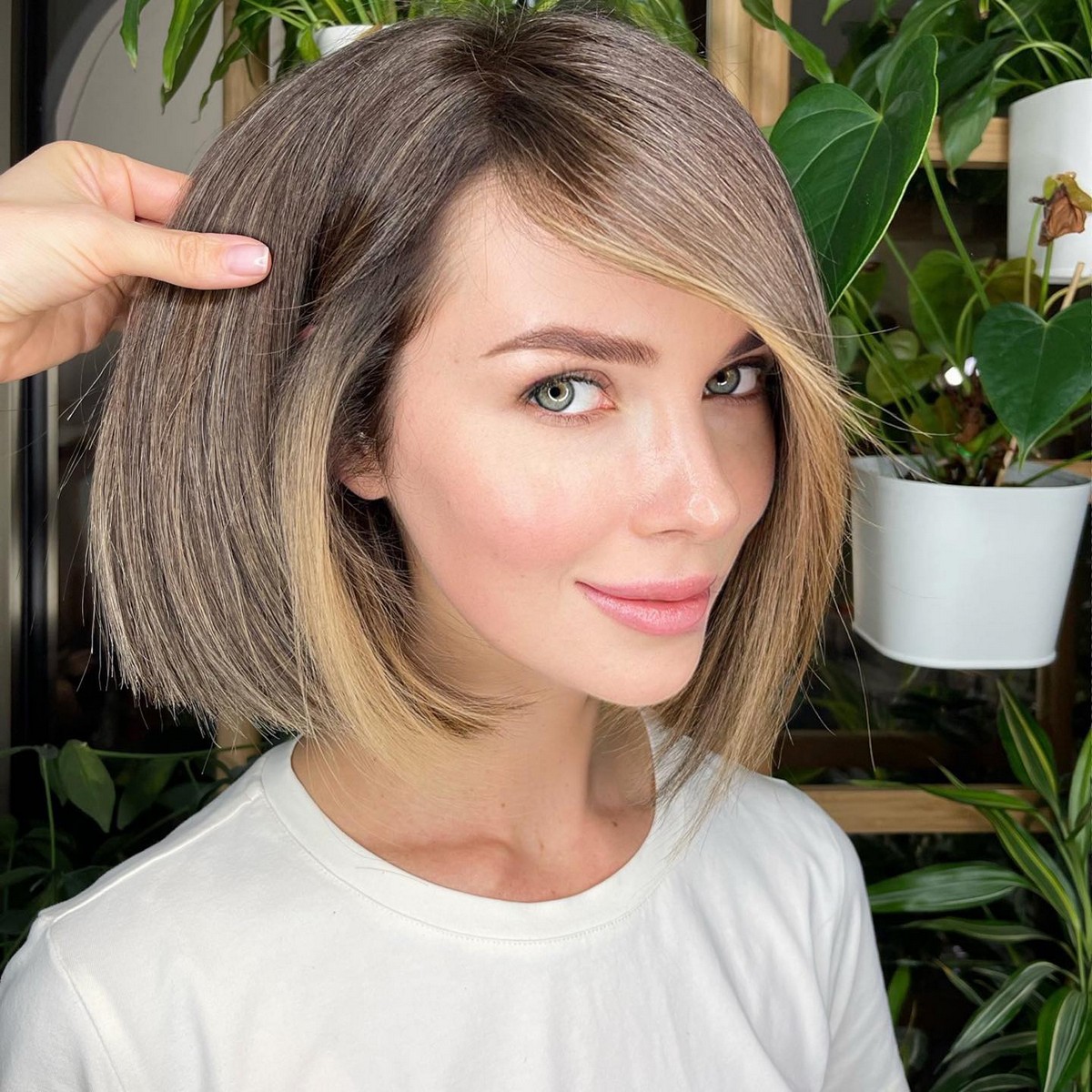 Medium Bob With Side Bangs