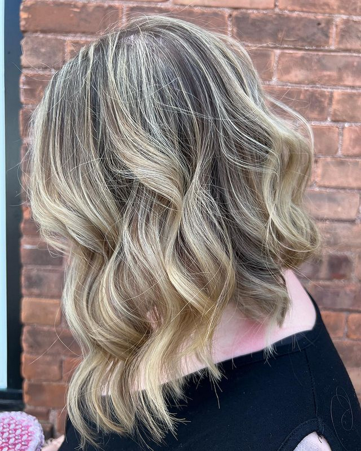 Wavy Lob With Blonde Highlights