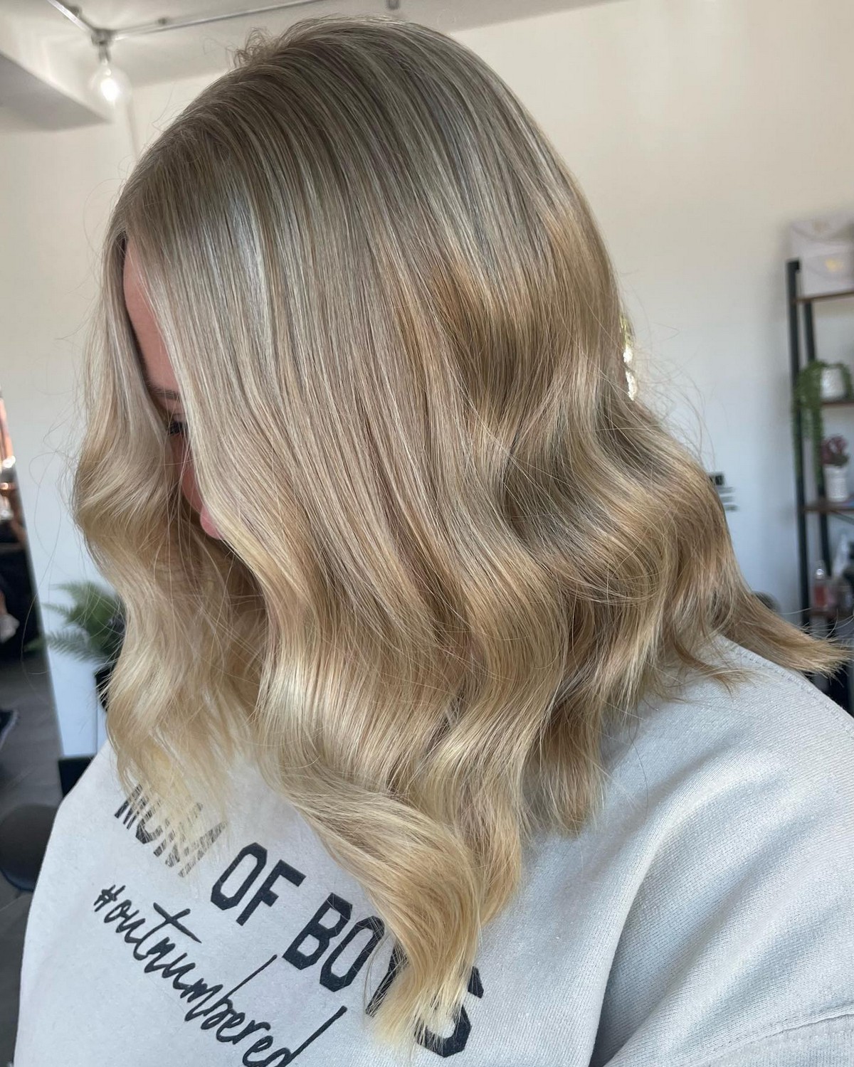 Shiny Blonde Shoulder-Length Bob Hair