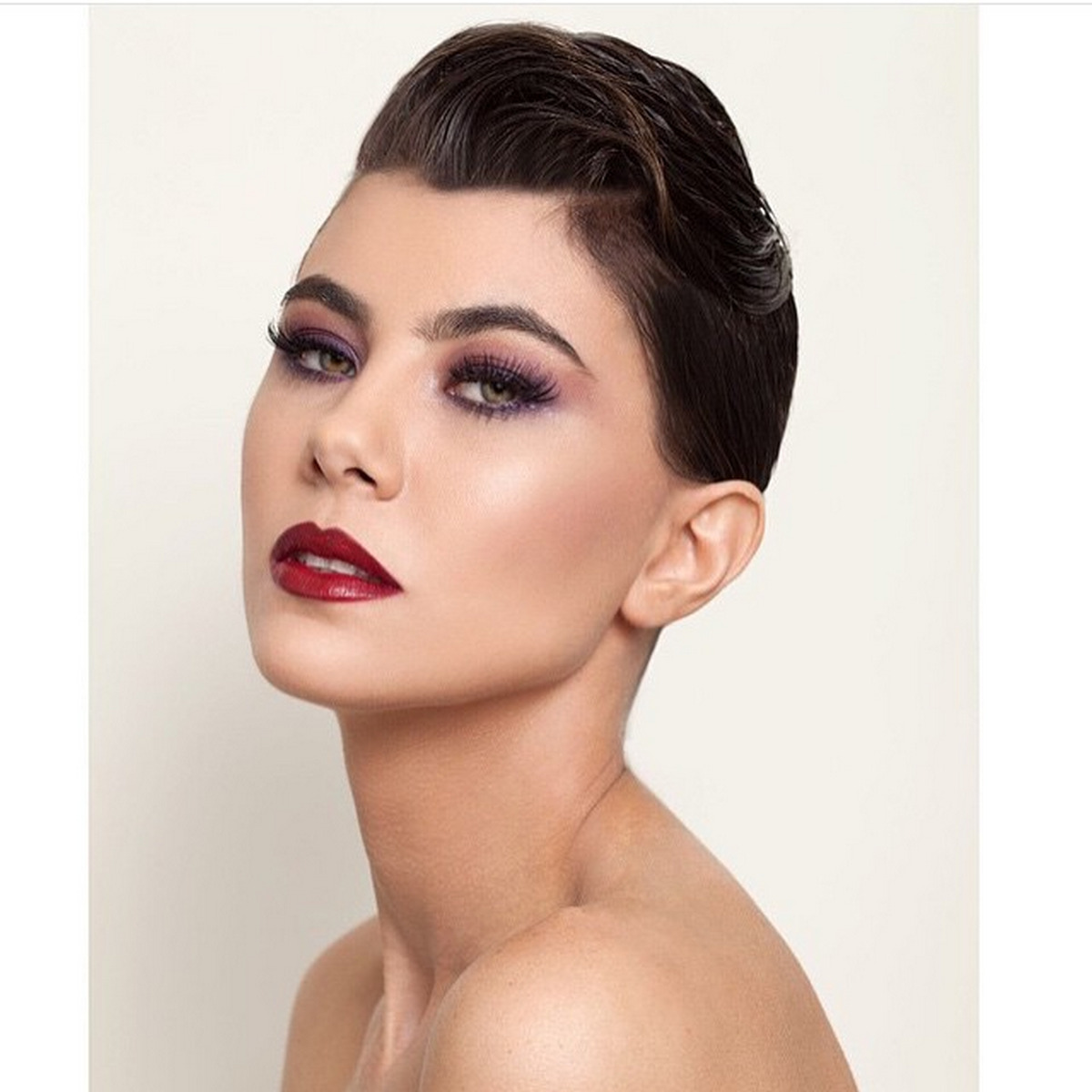 Short And Glamorous Hairstyle
