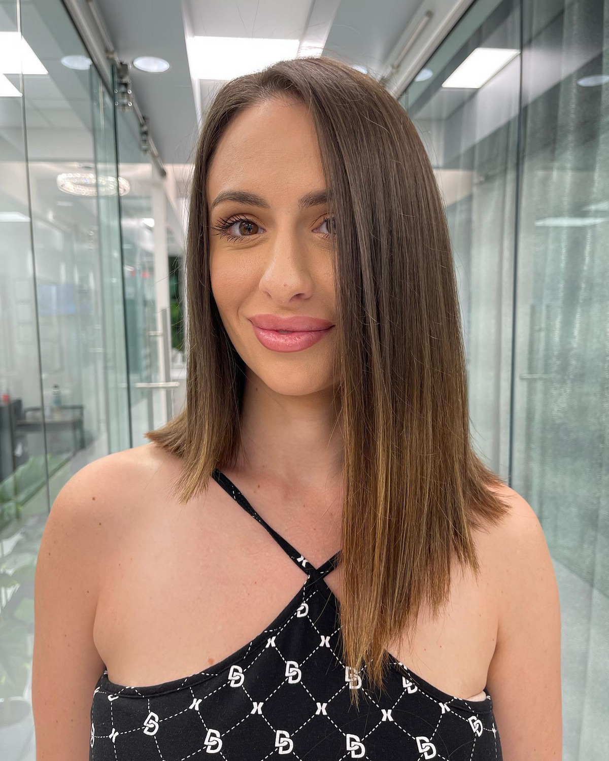 Straight Asymmetrical Lob Hair