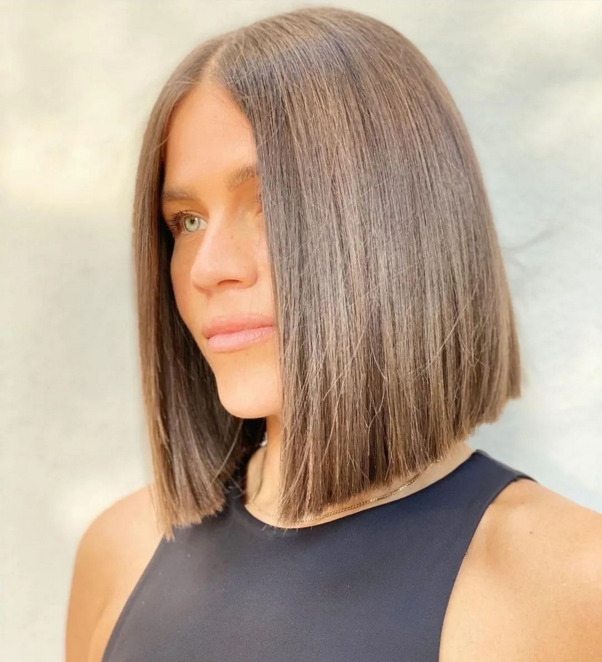 Medium Sleek Bob