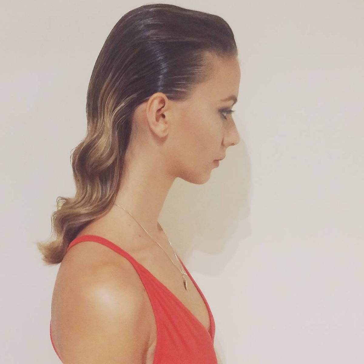 Flawlessly Wavy Downdo