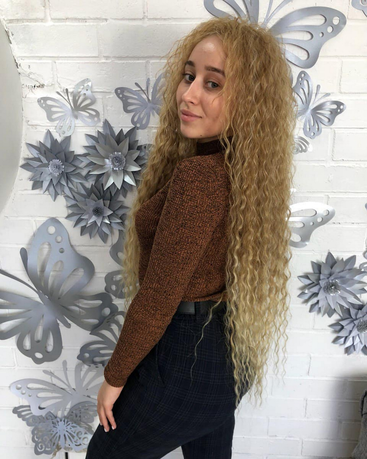 Very Long Curly Blonde Hair