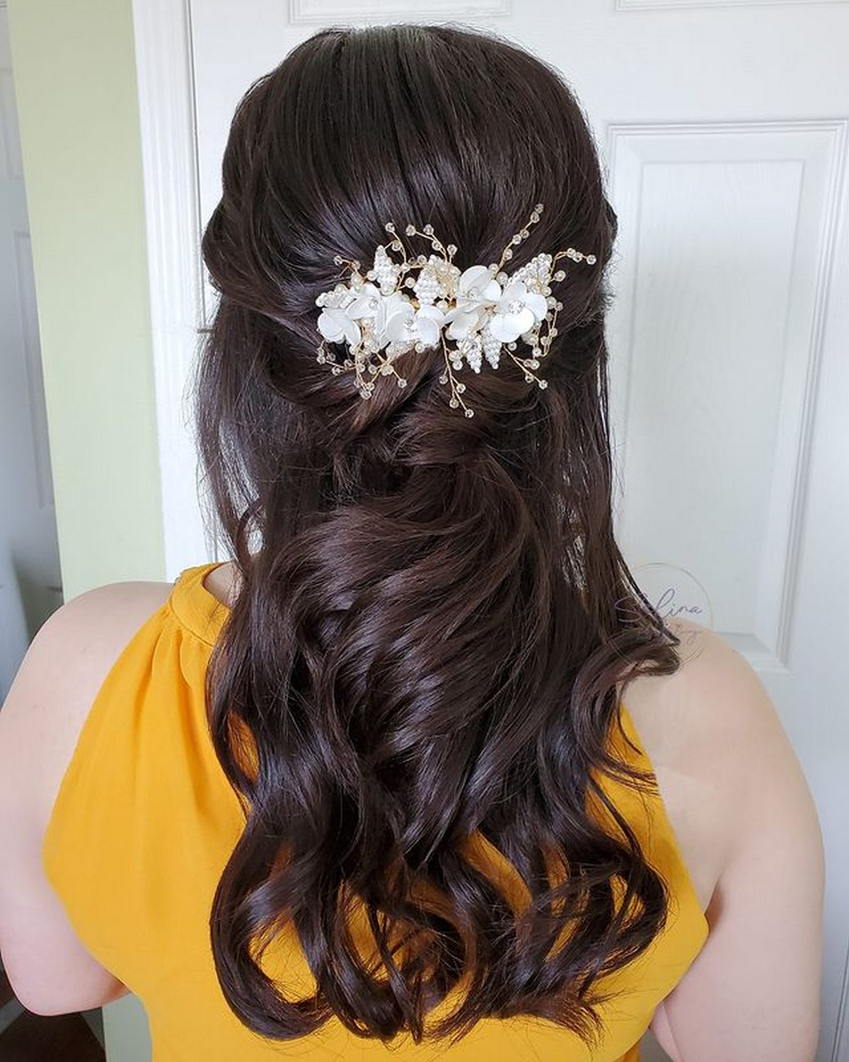 Half-Up Half-Down Medium-Length Hair