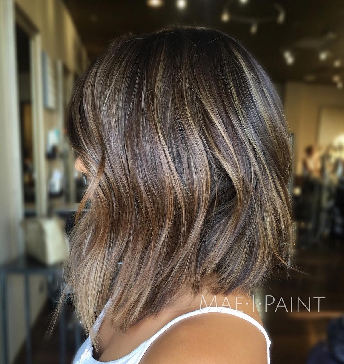 Textured Shoulder-Length Bob With Highlights