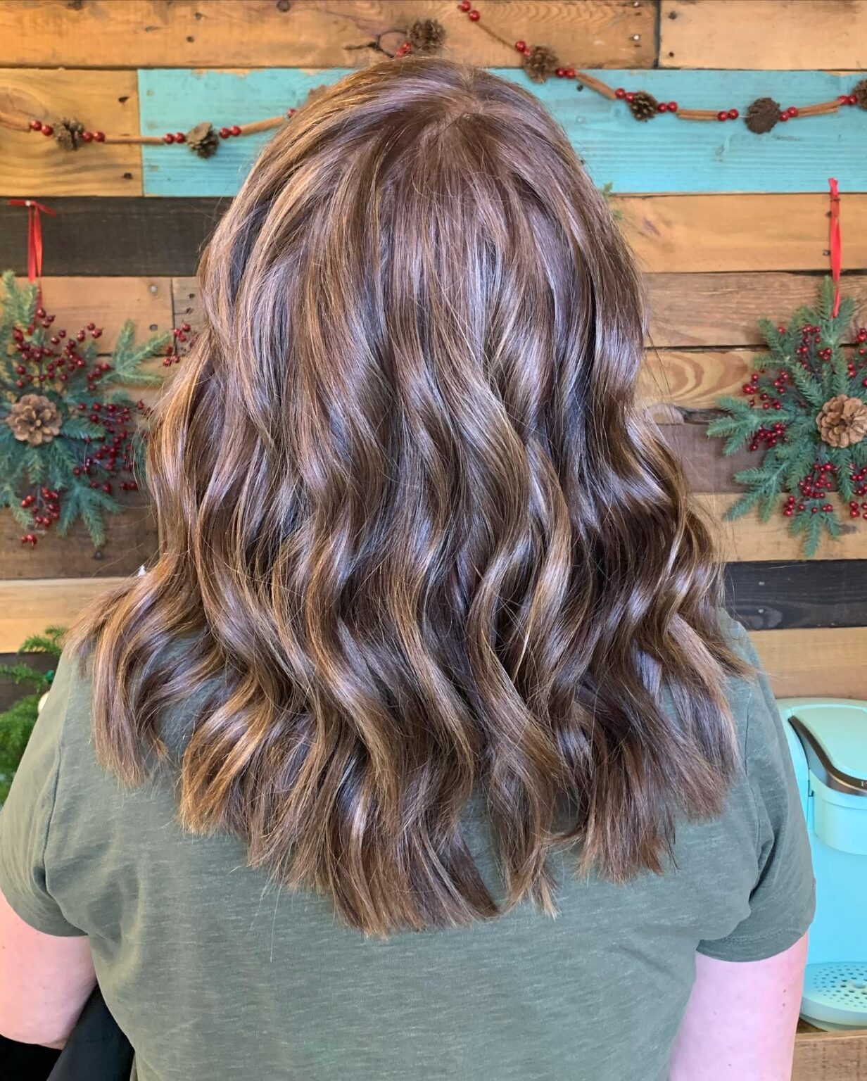 35 Stunning Lowlights Hairstyles Adding Dimension and Elegance Hood MWR