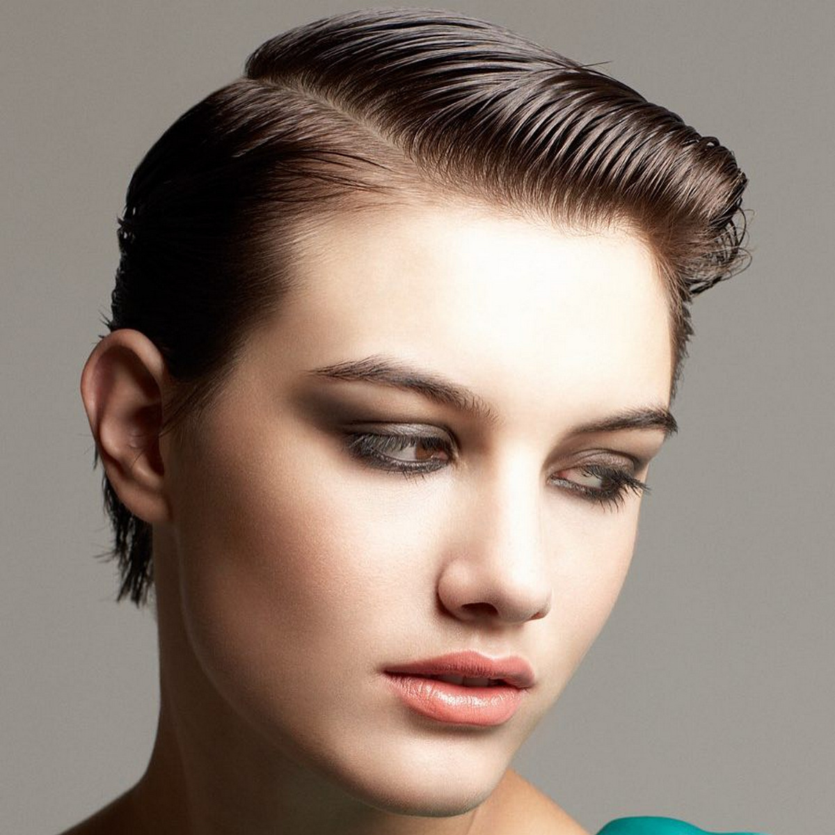 Short, Sexy Side Part Hairstyle