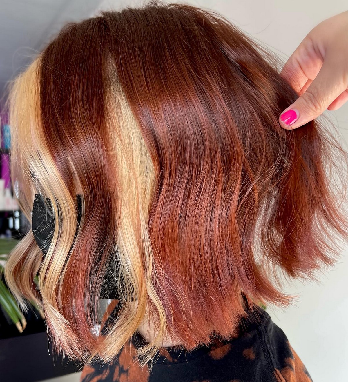 Choppy Bob With Two-Tone Effect