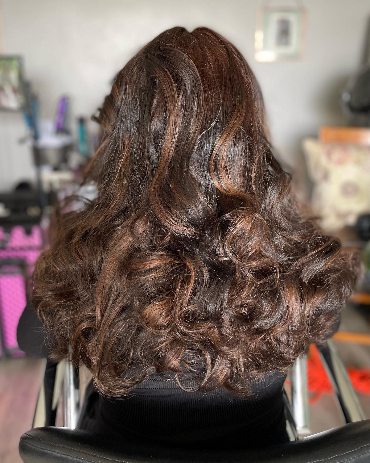 Long Layers Hair With Highlights And Body Waves