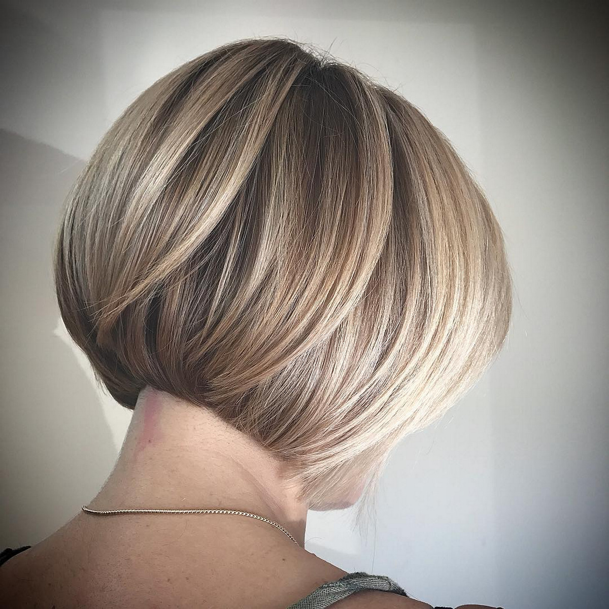 Rounded Bob With Layers