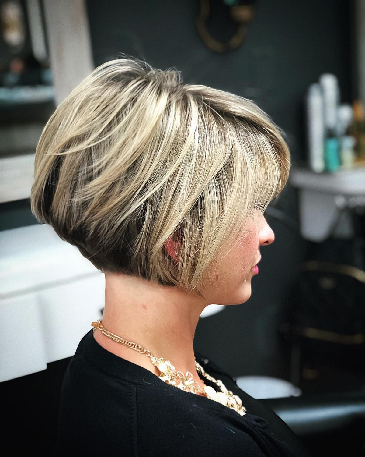 Nape-Length Layered Two-Tone Bob