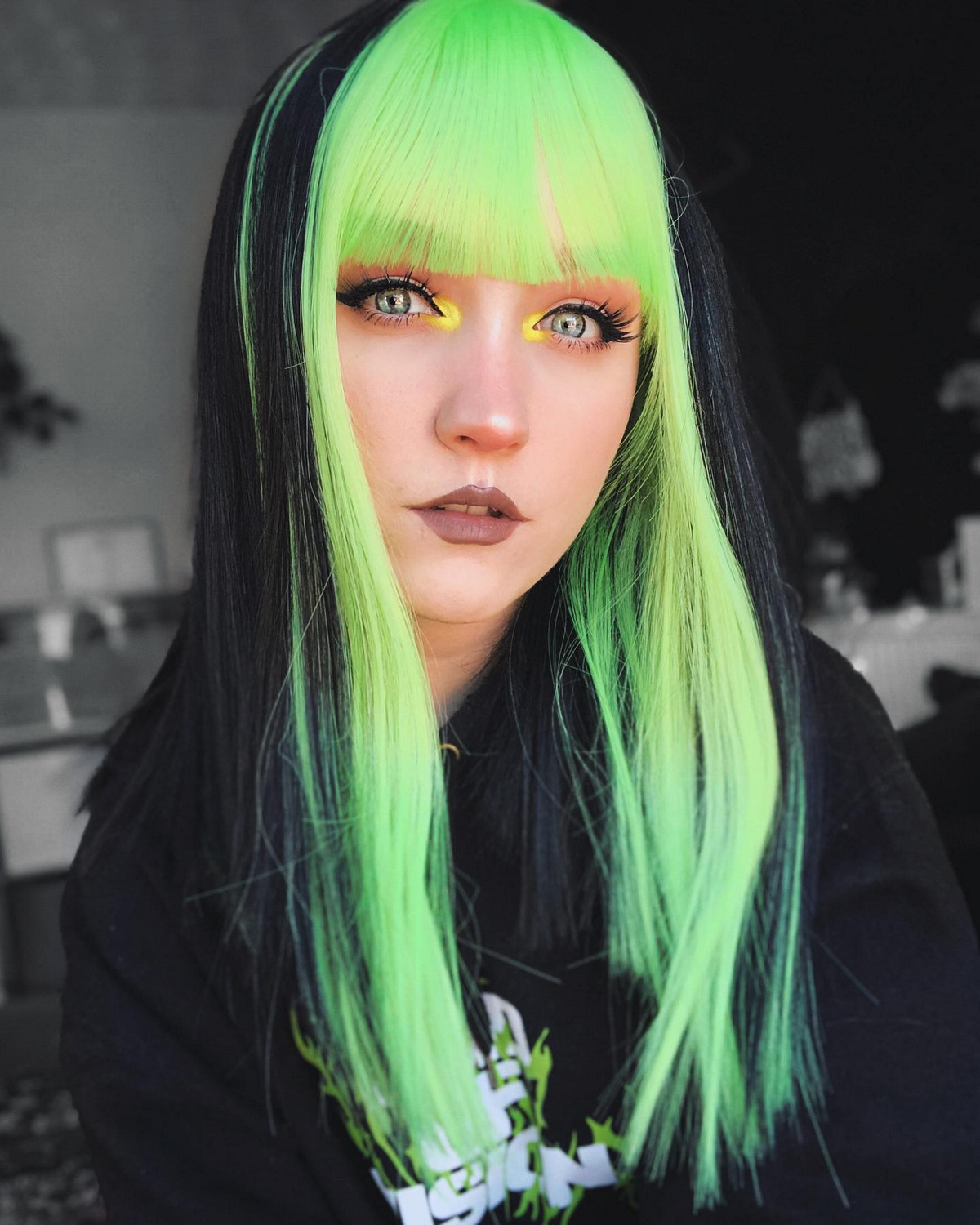 Green Neon For Straight Hair