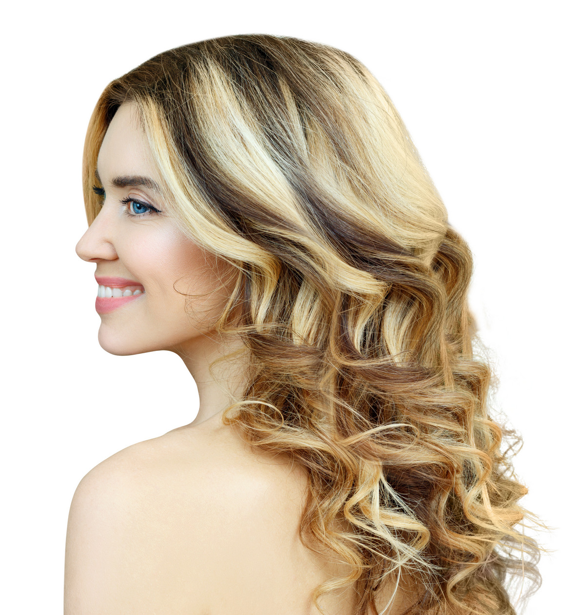 Blonde girl with balayage technique combined with impressive highlight
