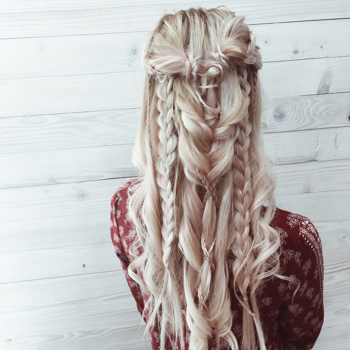Braided hairstyle is so beautiful