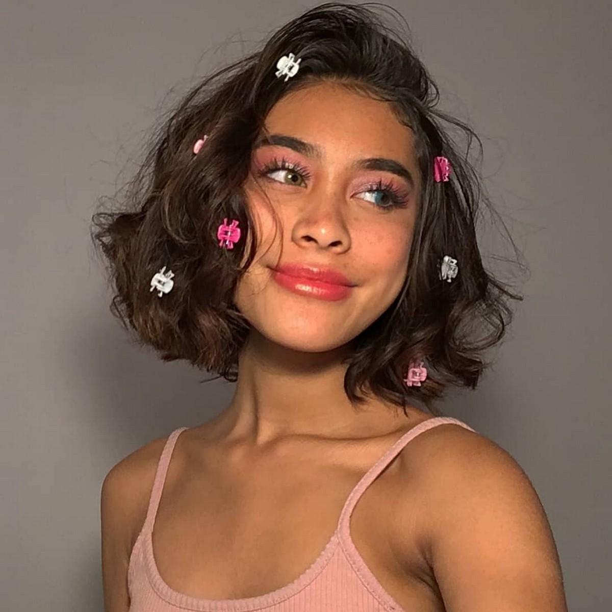 Any Hair Length Can Achieve Y2K Look