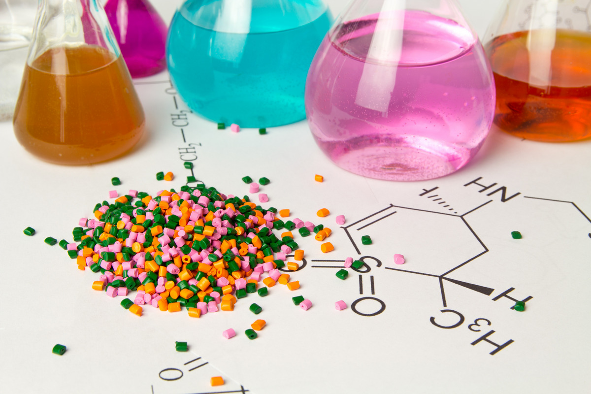Polymers ingredients in bonding glues